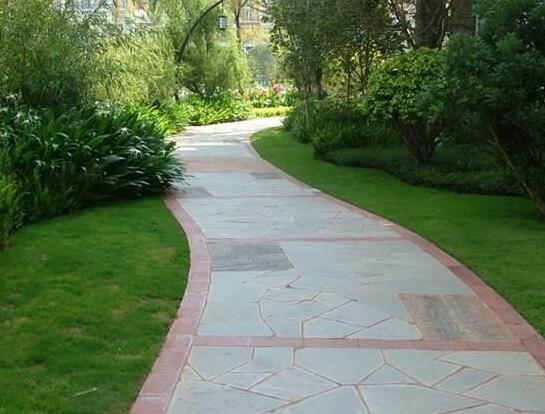 園林綠化工程中園林植物景觀設(shè)計如何做呢?